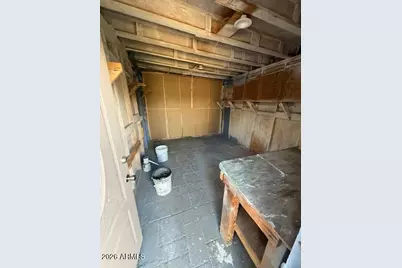 8056 W Westview Drive, Phoenix, AZ 85033 - Photo 16