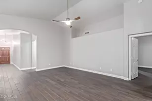 1004 W Beverly Ln, Phoenix, AZ 85023 - Photo 16