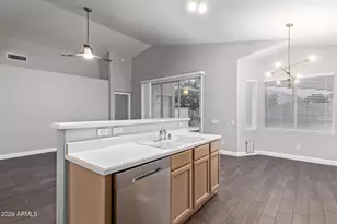 1004 W Beverly Ln, Phoenix, AZ 85023 - Photo 12