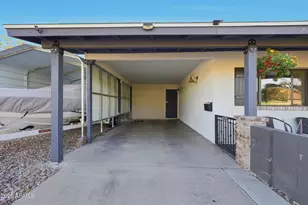 7753 E Earll Dr, Scottsdale, AZ 85251 - Photo 4