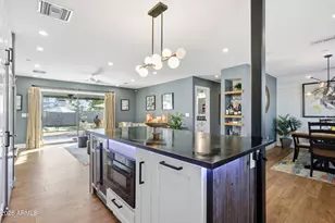 7753 E Earll Dr, Scottsdale, AZ 85251 - Photo 10