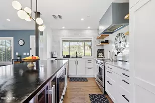 7753 E Earll Dr, Scottsdale, AZ 85251 - Photo 12