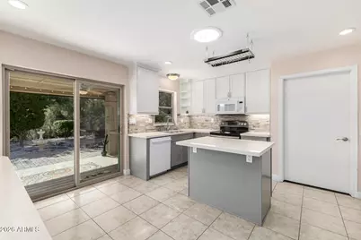 14427 N Sherwood Drive #A, Fountain Hills, AZ 85268 - Photo 18