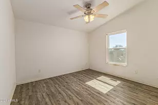 25206 W Rockaway Hills Dr, Morristown, AZ 85342 - Photo 18