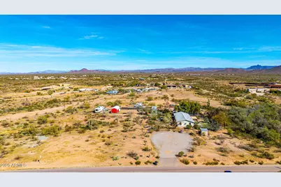 25206 W Rockaway Hills Drive, Morristown, AZ 85342 - Photo 38