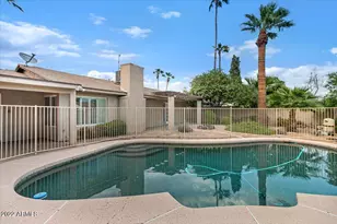 8825 E Kalil Dr, Scottsdale, AZ 85260 - Photo 16