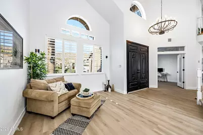 815 E Desert Trumpet Road, Phoenix, AZ 85048 - Photo 8