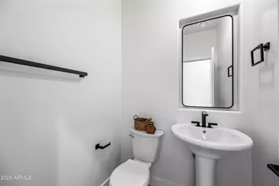 815 E Desert Trumpet Road, Phoenix, AZ 85048 - Photo 14