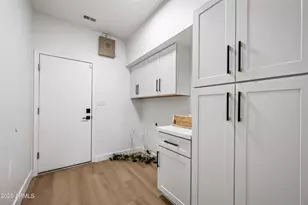 815 E Desert Trumpet Rd, Phoenix, AZ 85048 - Photo 16