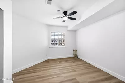 815 E Desert Trumpet Road, Phoenix, AZ 85048 - Photo 38