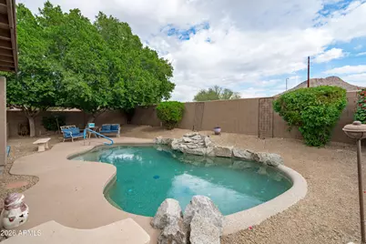 26131 N 67th Drive, Peoria, AZ 85383 - Photo 2