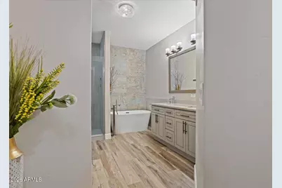 5350 E Deer Valley Drive #1250, Phoenix, AZ 85054 - Photo 4