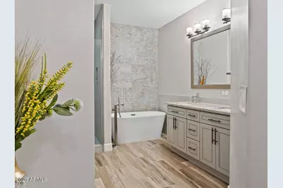 5350 E Deer Valley Drive #1250, Phoenix, AZ 85054 - Photo 12