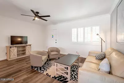 721 E Montebello Avenue #225, Phoenix, AZ 85014 - Photo 2