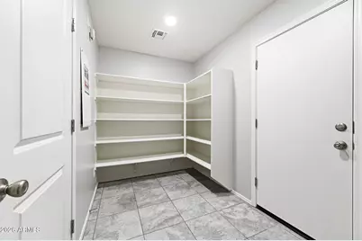 40573 W Helen Court, Maricopa, AZ 85138 - Photo 10