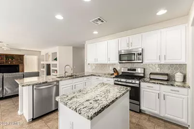 2381 E Augusta Avenue, Chandler, AZ 85249 - Photo 14