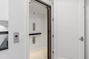 10163 E Hualapai Dr, Scottsdale, AZ 85255 - Photo 14