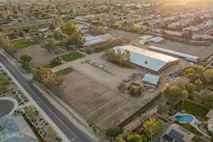 9310 E Windrose Dr, Scottsdale, AZ 85260 - Photo 58