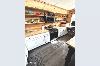 90 W Yavapai Street #8, Wickenburg, AZ 85390 - Photo 12