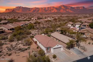 10134 E Meandering Trail Ln, Gold Canyon, AZ 85118 - Photo 2