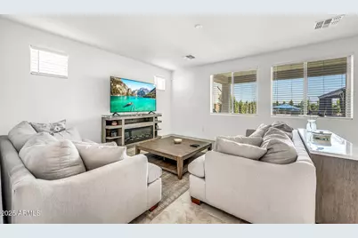 9009 W Orange Drive, Glendale, AZ 85305 - Photo 6