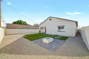 2037 N 22nd St, Phoenix, AZ 85006 - Photo 36