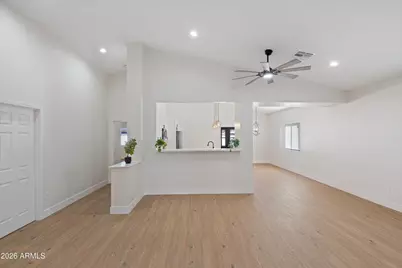 2037 N 22 Street, Phoenix, AZ 85006 - Photo 6