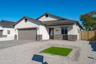 2037 N 22nd St, Phoenix, AZ 85006 - Photo 2