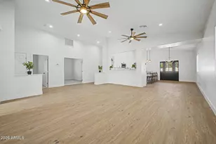 2037 N 22nd St, Phoenix, AZ 85006 - Photo 6