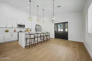 2037 N 22nd St, Phoenix, AZ 85006 - Photo 14