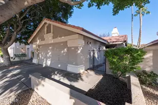 942 W Barbados Dr, Gilbert, AZ 85233 - Photo 2