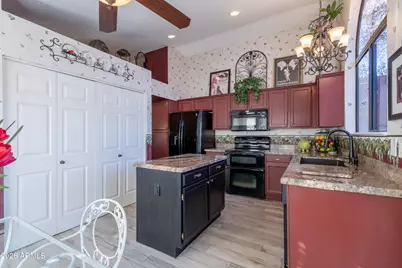 942 W Barbados Drive, Gilbert, AZ 85233 - Photo 14