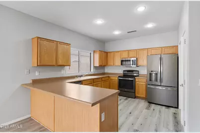 10114 E Kilarea Avenue, Mesa, AZ 85209 - Photo 2