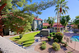 2929 W Yorkshire Dr, Phoenix, AZ 85027 - Photo 26