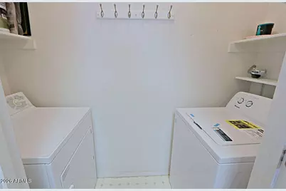 2929 W Yorkshire Drive #2101, Phoenix, AZ 85027 - Photo 12