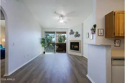 2929 W Yorkshire Drive #2101, Phoenix, AZ 85027 - Photo 2