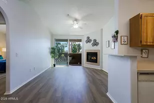 2929 W Yorkshire Dr, Phoenix, AZ 85027 - Photo 2