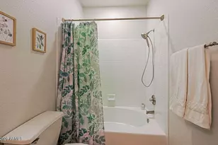 2929 W Yorkshire Dr, Phoenix, AZ 85027 - Photo 14