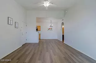 2929 W Yorkshire Dr, Phoenix, AZ 85027 - Photo 4