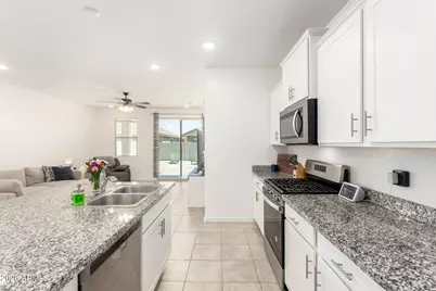 39985 W Rio Lobo Drive, Maricopa, AZ 85138 - Photo 10