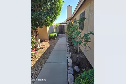 3033 E Siesta Lane, Phoenix, AZ 85050 - Photo 2