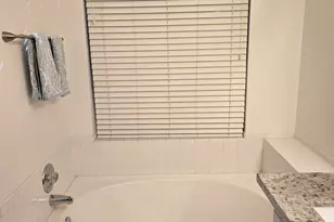 3033 E Siesta Ln, Phoenix, AZ 85050 - Photo 22