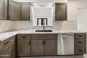 7126 W Ironwood Dr, Peoria, AZ 85345 - Photo 12