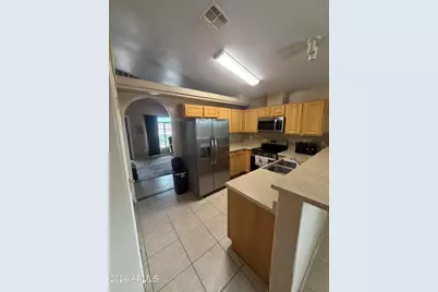 1015 E Lincolnwood Circle, Casa Grande, AZ 85194 - Photo 4