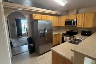 1015 E Lincolnwood Cir, Casa Grande, AZ 85194 - Photo 4