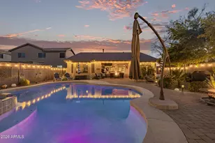 2226 W Hedgehog Pl, Phoenix, AZ 85085 - Photo 40