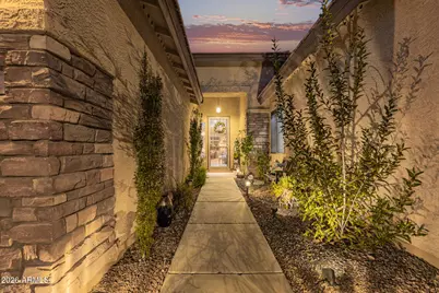 2226 W Hedgehog Place, Phoenix, AZ 85085 - Photo 4