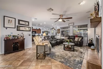 2226 W Hedgehog Place, Phoenix, AZ 85085 - Photo 10