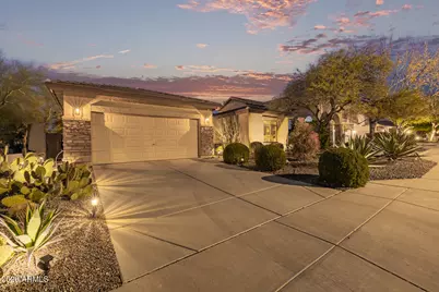 2226 W Hedgehog Place, Phoenix, AZ 85085 - Photo 2