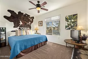 2226 W Hedgehog Pl, Phoenix, AZ 85085 - Photo 26